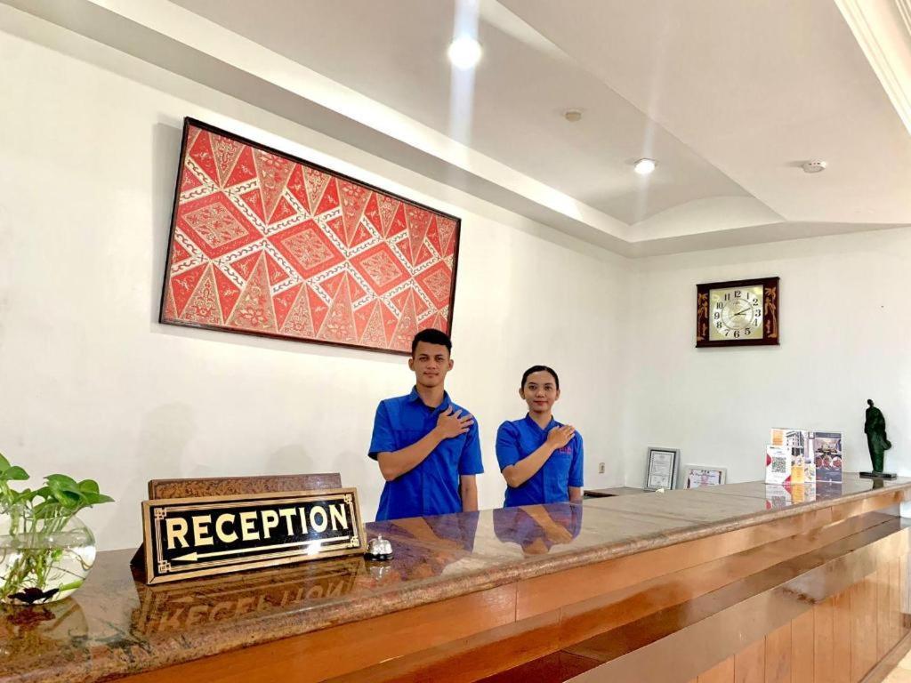 Pia Hotel Pangkalpinang Pangkalan Baru Esterno foto