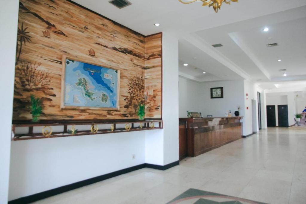 Pia Hotel Pangkalpinang Pangkalan Baru Esterno foto